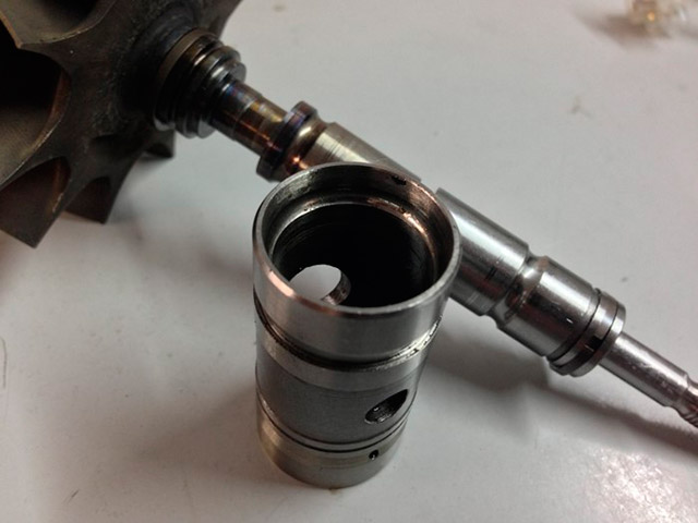 Испорченная турбина (турбокомпрессор)